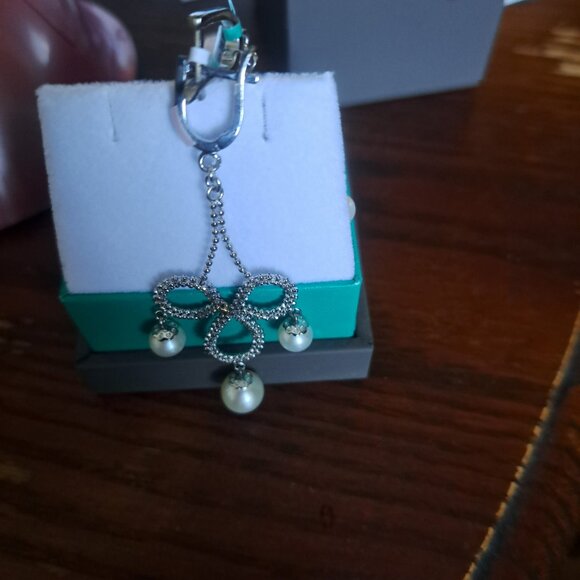 NWT EFFY Sterling silver and pearls earrings - Picture 3 of 7